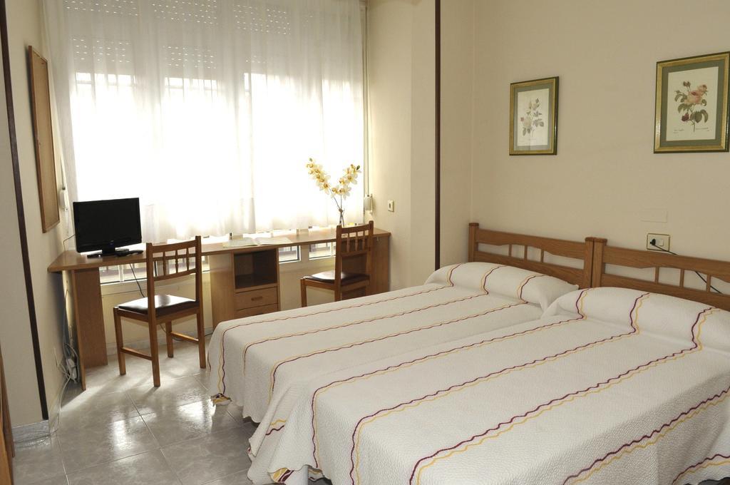 Hotel Pr Nimo à Saint-Jacques-de-Compostelle Chambre photo