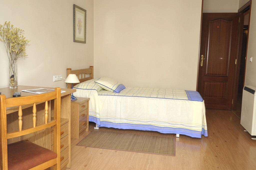 Hotel Pr Nimo à Saint-Jacques-de-Compostelle Chambre photo